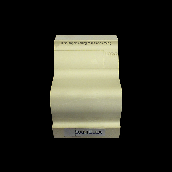 Daniella/Z5 2m lightweight coving, durable & shock resistant - Image 2